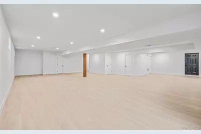 2542 Lefferts Place, Bellmore, NY 11710 - Photo 43