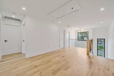 2542 Lefferts Place, Bellmore, NY 11710 - Photo 19