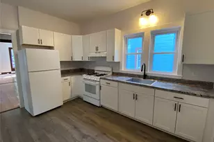 126 Garden St, Poughkeepsie, NY 12601 - Photo 9