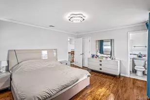 15 Vista Rd, Plainview, NY 11803 - Photo 17