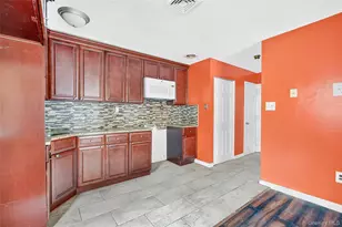 898 Union Ave, Bronx, NY 10459 - Photo 21