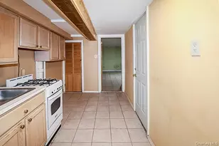 63-64 78th St, Middle Village, NY 11379 - Photo 29