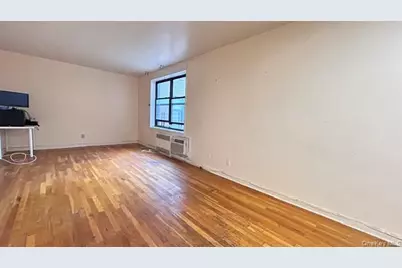 14215 26th Avenue #5F, Flushing, NY 11354 - Photo 3