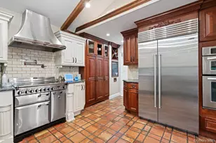 28 Elm St, Woodbury, NY 11797 - Photo 17