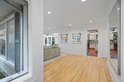 28 Elm Street, Woodbury, NY 11797 - Photo 5