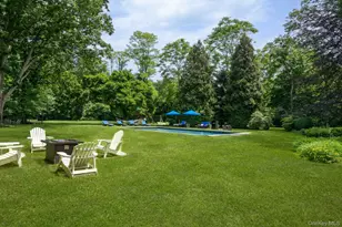 342 Woodbury Rd, Cold Spring Harbor, NY 11724 - Photo 23