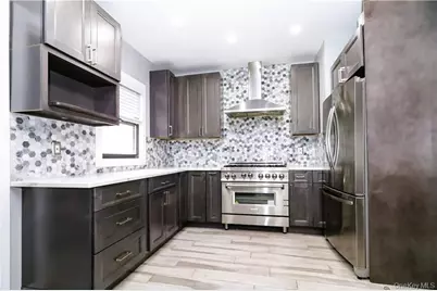 3216 Avenue J, Brooklyn, NY 11210 - Photo 9