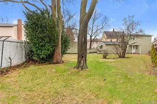 6 Gipson St, Far Rockaway, NY 11691 - Photo 11