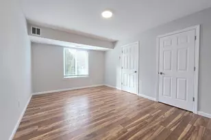 27 Cheyenne Ct, Coram, NY 11727 - Photo 9