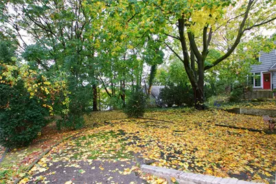 414 Hunt Lane, Manhasset, NY 11030 - Photo 11