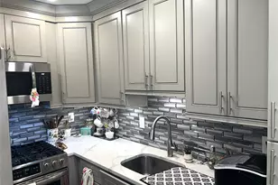 53 Pointe Cir S, Coram, NY 11727 - Photo 5