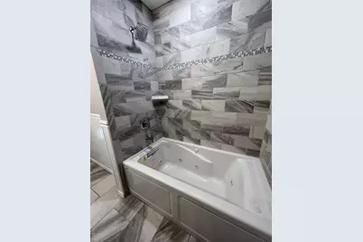 53 Pointe Circle S #53, Coram, NY 11727 - Photo 17