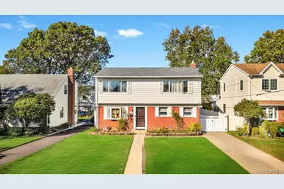 179 Sterling Road, Elmont, NY 11003 - Photo 19