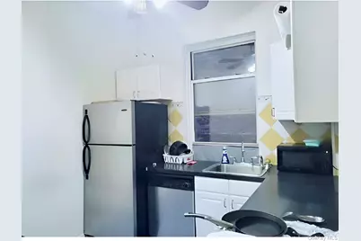 324 E 50th Street #3A, New York, NY 10022 - Photo 9