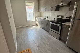 6676 Fresh Pond Rd 3R, Ridgewood, NY 11385 - Photo 1