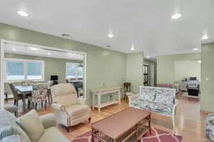 15 Empire Ct, Commack, NY 11725 - Photo 11