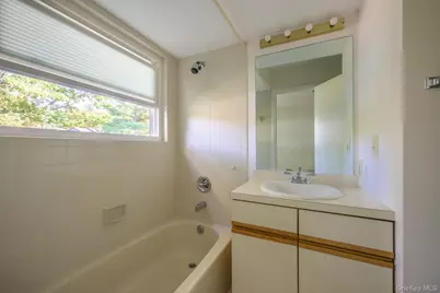 14 Pond Drive E, Rhinebeck, NY 12572 - Photo 17