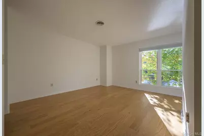 14 Pond Drive E, Rhinebeck, NY 12572 - Photo 11