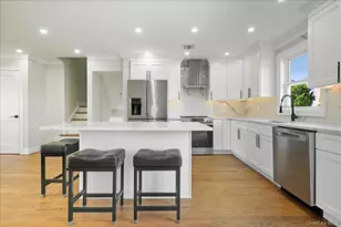 3715 Regent Ln, Wantagh, NY 11793 - Photo 7