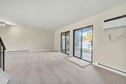 28 Hudson Heights Drive #28, Poughkeepsie, NY 12601 - Photo 9