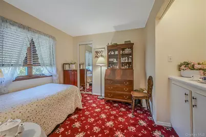 17 Washington Heights Street, Selden, NY 11784 - Photo 21