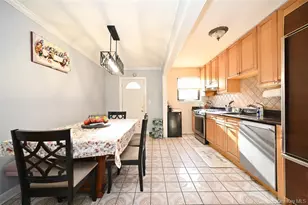 72-08 150th St, Kew Gardens, NY 11367 - Photo 5