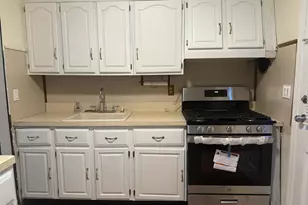 110 Evergreen Ave, Lynbrook, NY 11563 - Photo 5