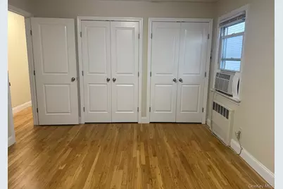 110 Evergreen Avenue #1st Floor, Lynbrook, NY 11563 - Photo 11