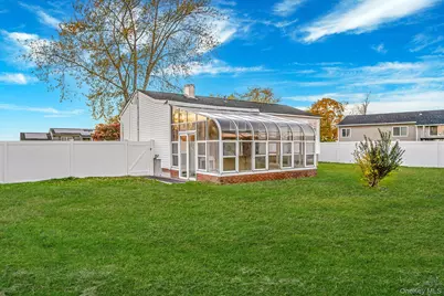 3019 Sipp Avenue, Medford, NY 11763 - Photo 23