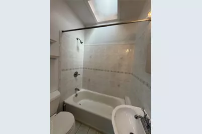 868 Morris Park Avenue, Bronx, NY 10462 - Photo 15