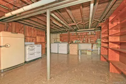 34 Shaw Drive, Merrick, NY 11566 - Photo 17