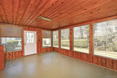 34 Shaw Drive, Merrick, NY 11566 - Photo 15