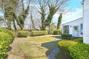 34 Shaw Dr, Merrick, NY 11566 - Photo 25