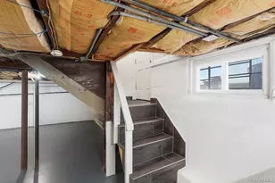 160-36 99th St, Howard Beach, NY 11414 - Photo 17