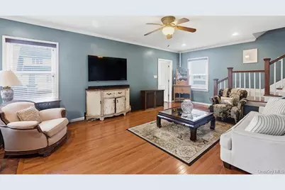 160-36 99th Street, Howard Beach, NY 11414 - Photo 5