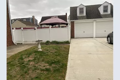 192 Beech Street, Valley Stream, NY 11580 - Photo 5