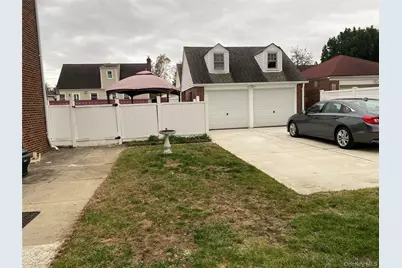 192 Beech Street, Valley Stream, NY 11580 - Photo 7