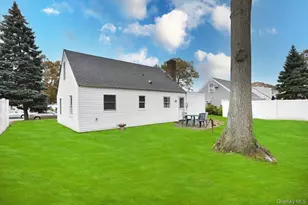 86 Cleveland Ave, Massapequa, NY 11758 - Photo 19