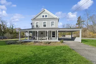 718 Montauk Hwy, East Quogue, NY 11942 - Photo 3