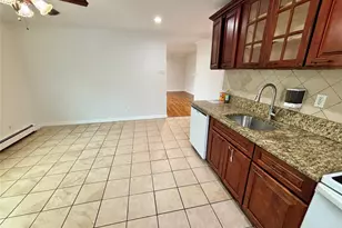 445 Madison Ave, Brentwood, NY 11717 - Photo 5