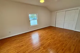 445 Madison Ave, Brentwood, NY 11717 - Photo 11