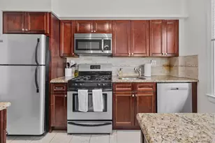 2 Edwards St, Roslyn Heights, NY 11577 - Photo 11