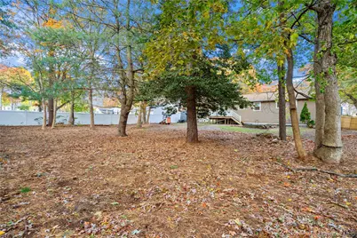 42 Fig Street, Central Islip, NY 11722 - Photo 15