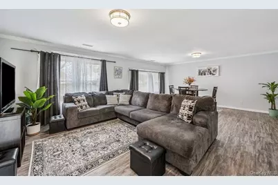 26 Grand Canyon Lane, Coram, NY 11727 - Photo 3