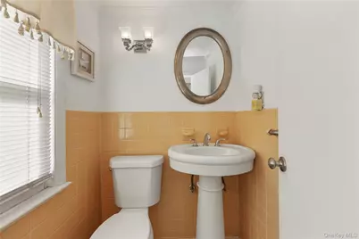 12 Irenhyl Avenue, Port Chester, NY 10573 - Photo 7