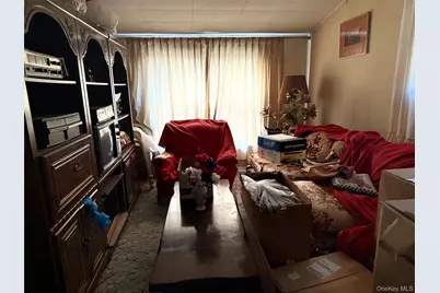 1663 N Thompson Drive, Bay Shore, NY 11706 - Photo 13