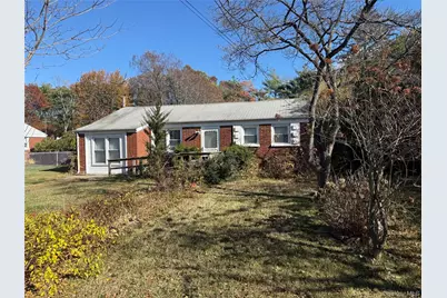 1663 N Thompson Drive, Bay Shore, NY 11706 - Photo 3