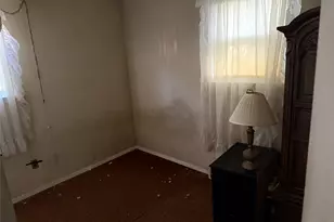 1663 N Thompson Dr, Bay Shore, NY 11706 - Photo 9