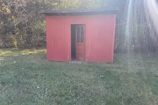 1663 N Thompson Dr, Bay Shore, NY 11706 - Photo 21