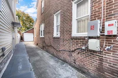 114-42 211th St, Cambria Heights, NY 11411 - Photo 29